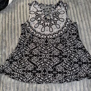 Westport Monochrome Patterned Top